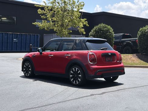 Used 2022 MINI Cooper 4-Door Hardtop FWD image 15