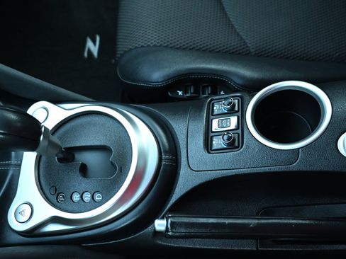 Used 2014 Nissan 370Z Touring w/ Sport Package image 23