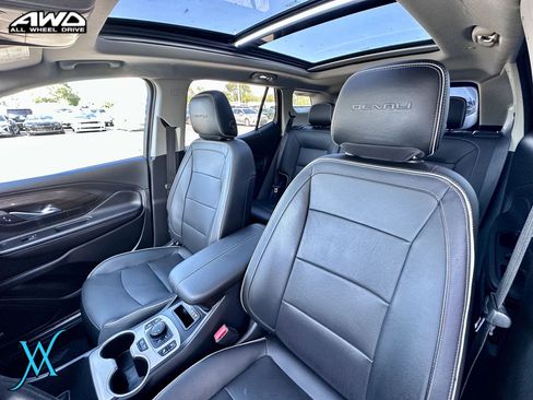Used 2020 GMC Terrain Denali w/ Denali Premium Package AWD/4WD image 13