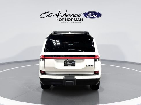 Used 2025 Lexus GX 550 w/ Accessory Package (2T) AWD/4WD image 7