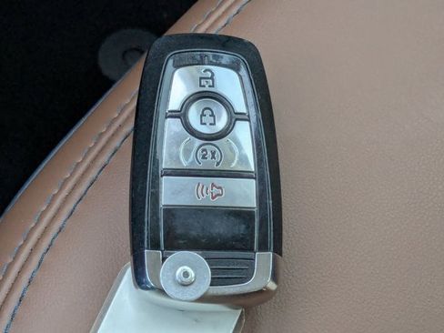 Used 2024 Ford Maverick Lariat image 29