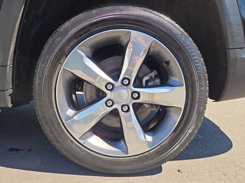 Used 2021 Jeep Grand Cherokee L Limited image 26