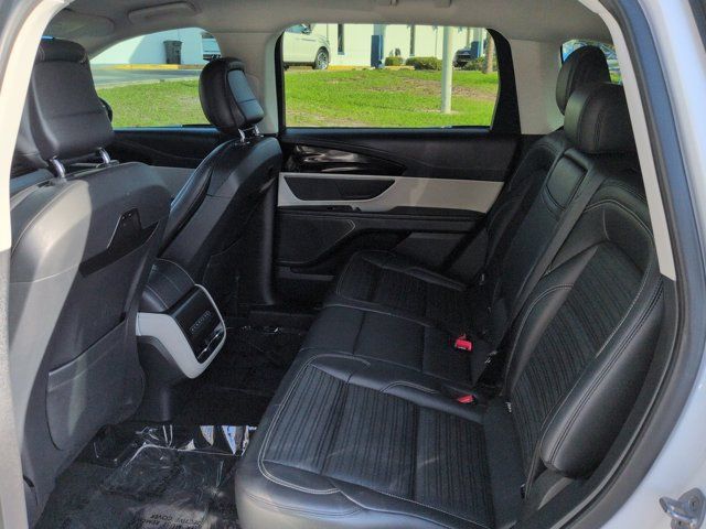 Used 2024 Lincoln Nautilus Reserve AWD/4WD image 13