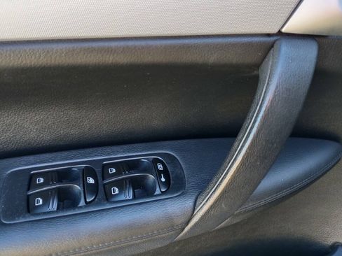 Used 2008 Porsche Cayenne AWD/4WD image 12