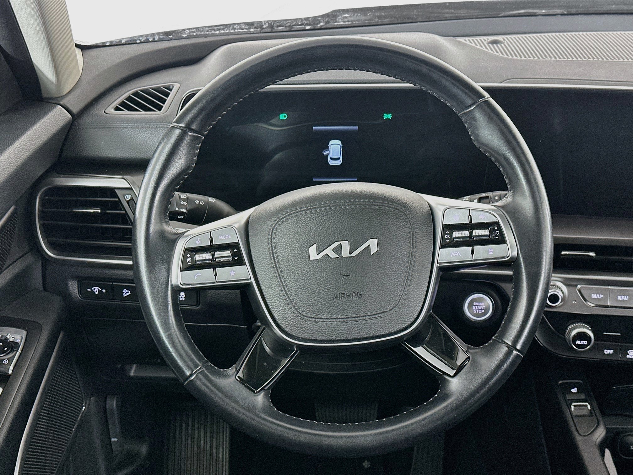Used 2025 Kia Telluride S AWD/4WD image 18