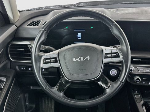 Used 2025 Kia Telluride S AWD/4WD image 18