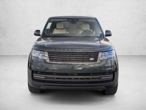 New 2025 Land Rover Range Rover Long Wheelbase SE image 6