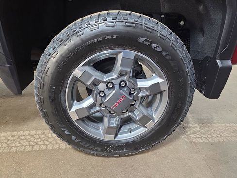 New 2026 GMC Sierra 3500 SLT w/ SLT Premium Package image 31