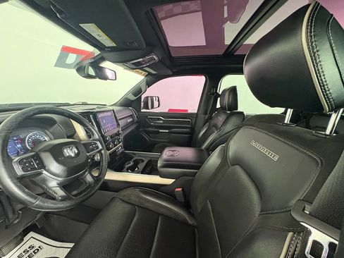 Used 2019 RAM 1500 Laramie w/ Sport Appearance Package AWD/4WD image 11