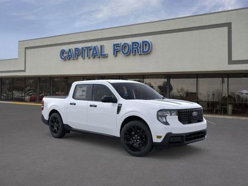 New 2025 Ford Maverick XLT w/ XLT Luxury Package image 7