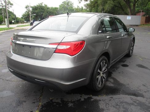 Used 2013 Chrysler 200 Touring w/ Cold Weather Group image 5