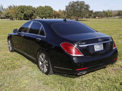Used 2014 Mercedes-Benz S 550 Sedan image 4