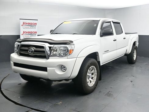 Used 2010 Toyota Tacoma 4x4 Double Cab image 4