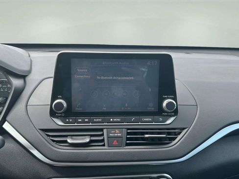 Used 2020 Nissan Altima 2.5 S FWD image 10