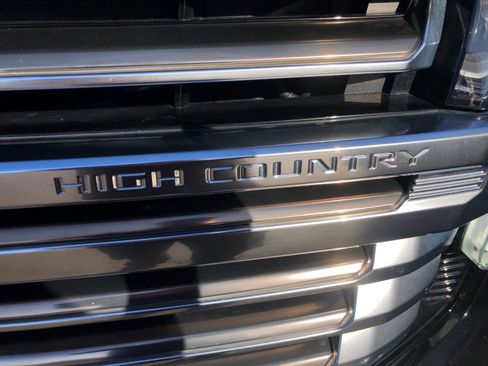 Used 2021 Chevrolet Tahoe High Country w/ Premium Package image 48