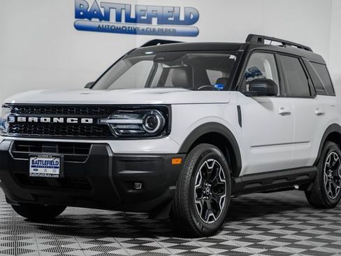 Certified 2025 Ford Bronco Sport Outer Banks image 3