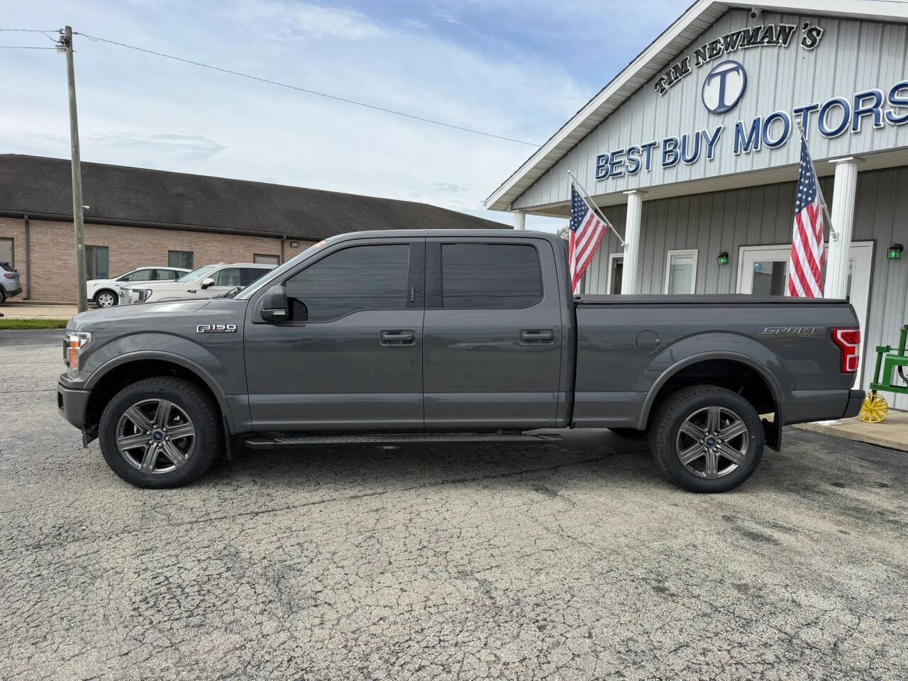 Used 2020 Ford F150 XLT w/ Equipment Group 302A Luxury AWD/4WD image 2