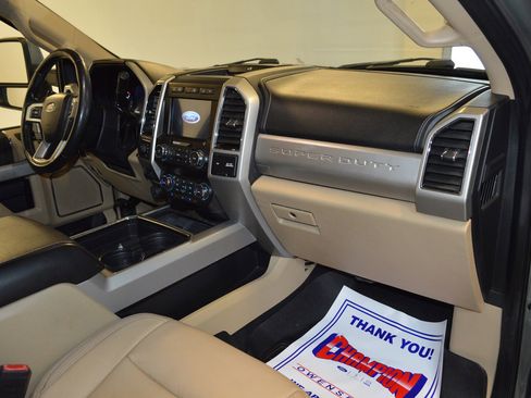 Used 2020 Ford F350 Lariat w/ Lariat Ultimate Package image 10