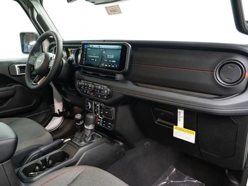 New 2026 Jeep Gladiator Rubicon AWD/4WD image 29