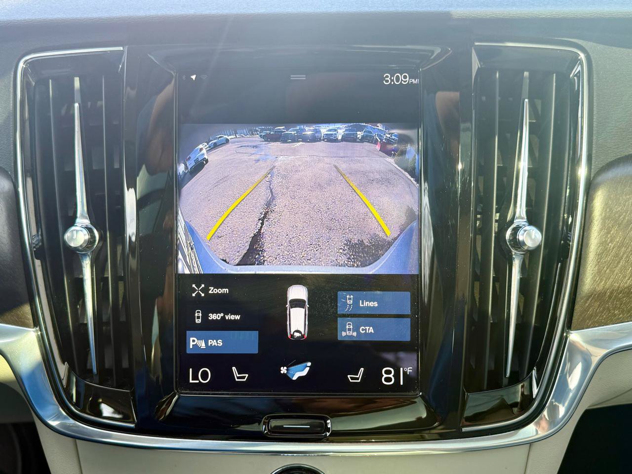 Used 2020 Volvo V90 T6 Cross Country AWD/4WD image 38