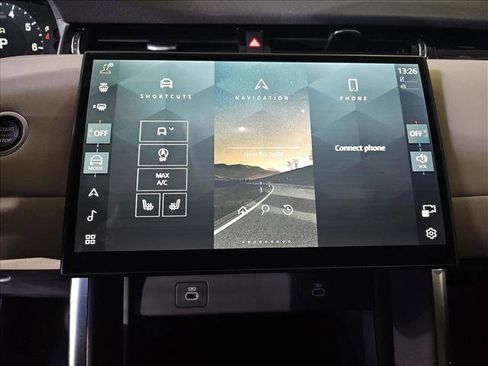 Used 2025 Land Rover Discovery Sport S image 24