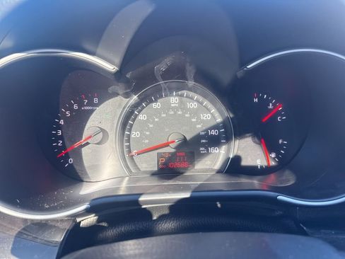 Used 2015 Kia Sorento LX image 22