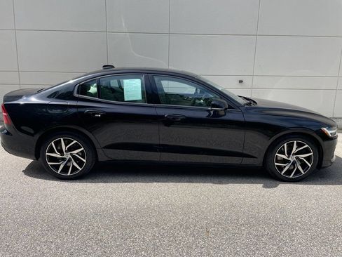 Used 2019 Volvo S60 T6 Momentum w/ Premium Package AWD/4WD image 5