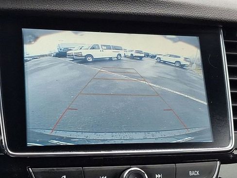 Used 2020 Buick Encore Preferred w/ Safety Package image 14