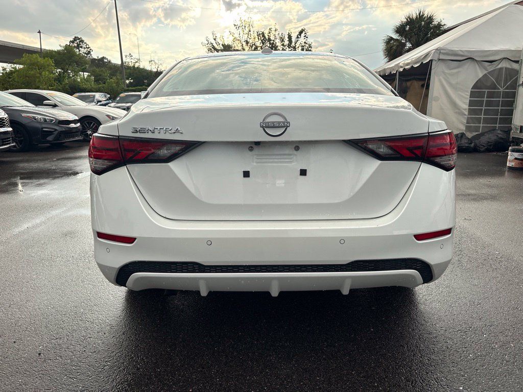Used 2025 Nissan Sentra SV FWD image 4