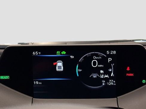 New 2024 Toyota Prius Prime Premium FWD image 11