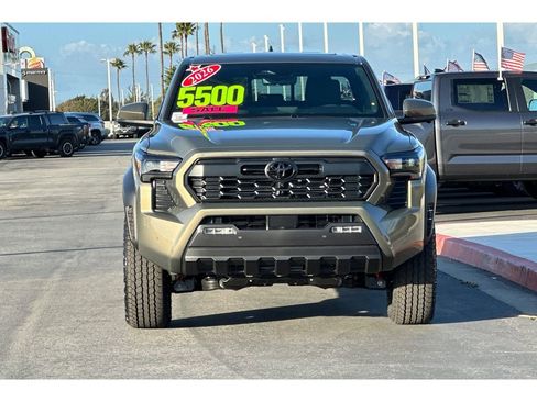 New 2026 Toyota Tacoma TRD Off-Road AWD/4WD image 8