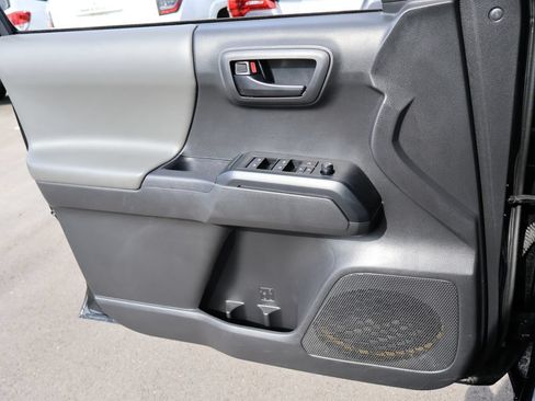Used 2023 Toyota Tacoma SR AWD/4WD image 26