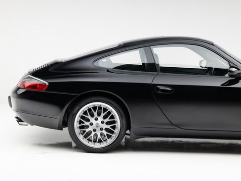 Used 2001 Porsche 911 GT3 RS image 25