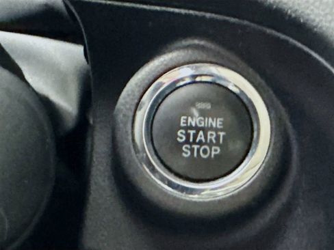 Used 2019 Subaru Ascent Limited image 12