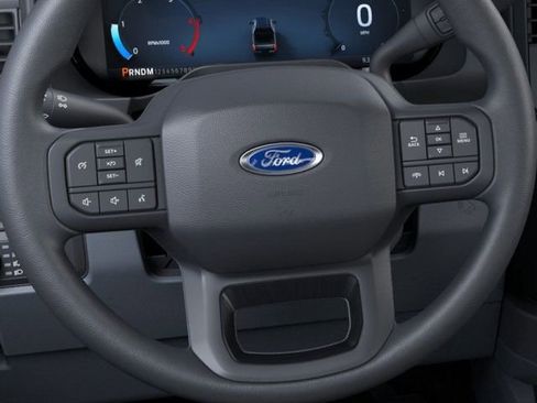 New 2026 Ford F250 XLT w/ XLT Premium Package AWD/4WD image 12