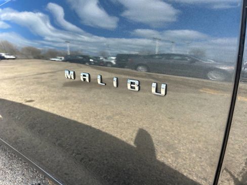 Used 2016 Chevrolet Malibu LT w/ Leather Package image 19