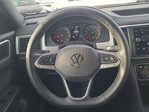 Used 2021 Volkswagen Atlas Cross Sport SE FWD image 16