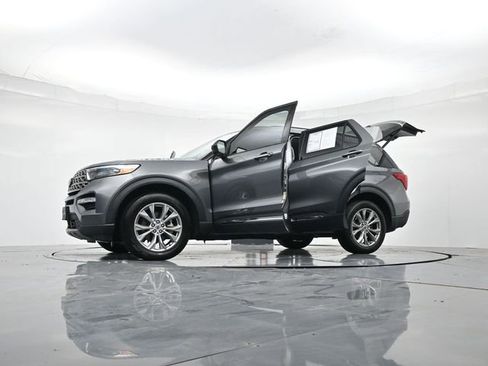 Certified 2023 Ford Explorer Limited image 54