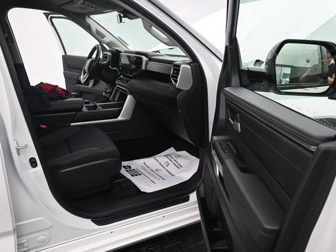 Used 2024 Toyota Tundra SR5 w/ SR5 Convenience Package AWD/4WD image 23