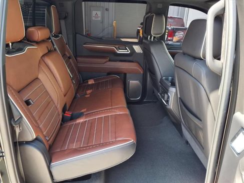 Used 2025 GMC Sierra 1500 Denali Ultimate AWD/4WD image 14
