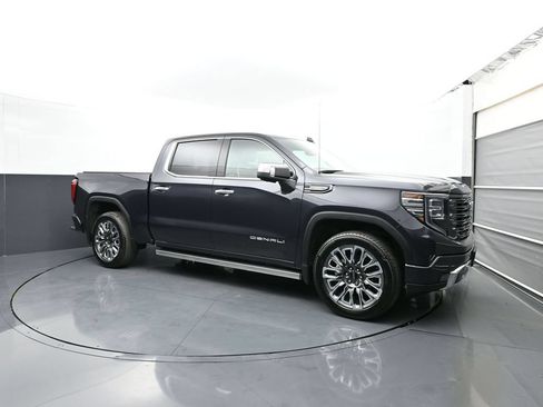 Used 2023 GMC Sierra 1500 Denali Ultimate AWD/4WD image 8