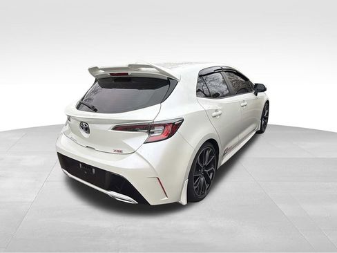 Used 2019 Toyota Corolla XSE image 2