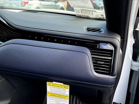 New 2026 INFINITI QX80 4WD w/ Sport Exterior Package image 22