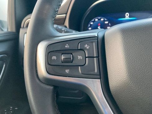 Used 2024 Chevrolet Suburban Z71 AWD/4WD image 16