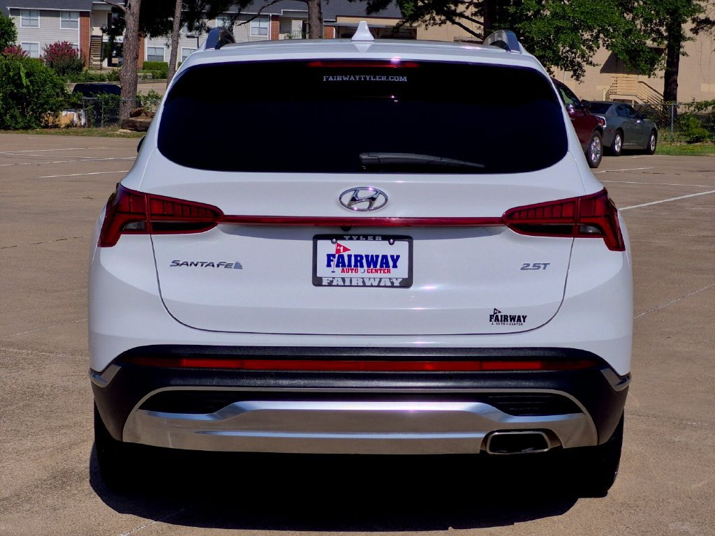 Used 2023 Hyundai Santa Fe Limited FWD image 5