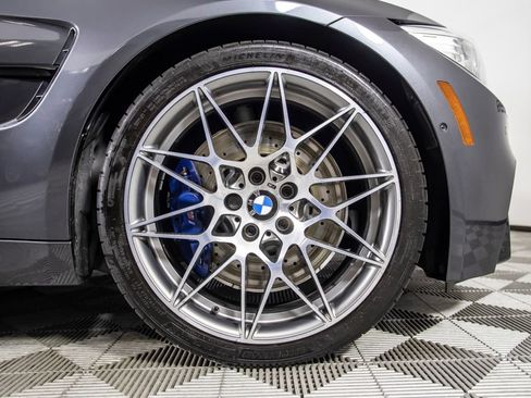 Used 2016 BMW M3 RWD image 40