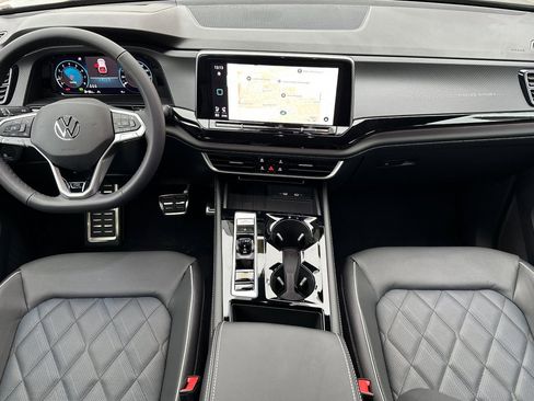 New 2026 Volkswagen Atlas Cross Sport SEL Premium R-Line image 13