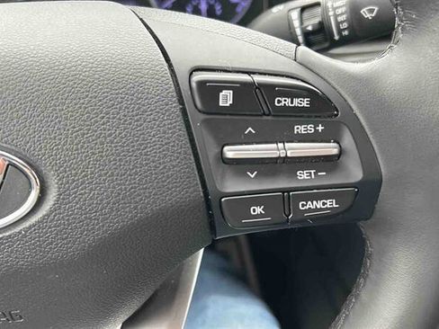 Used 2020 Hyundai Elantra Limited w/ Cargo Package (C1) image 28