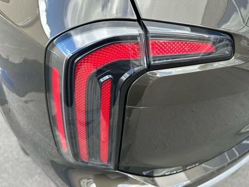 Used 2023 Kia Telluride SX Prestige AWD/4WD image 28