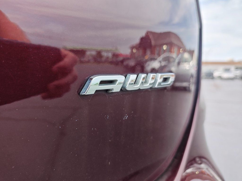 Used 2021 Ford Edge SEL AWD/4WD image 25